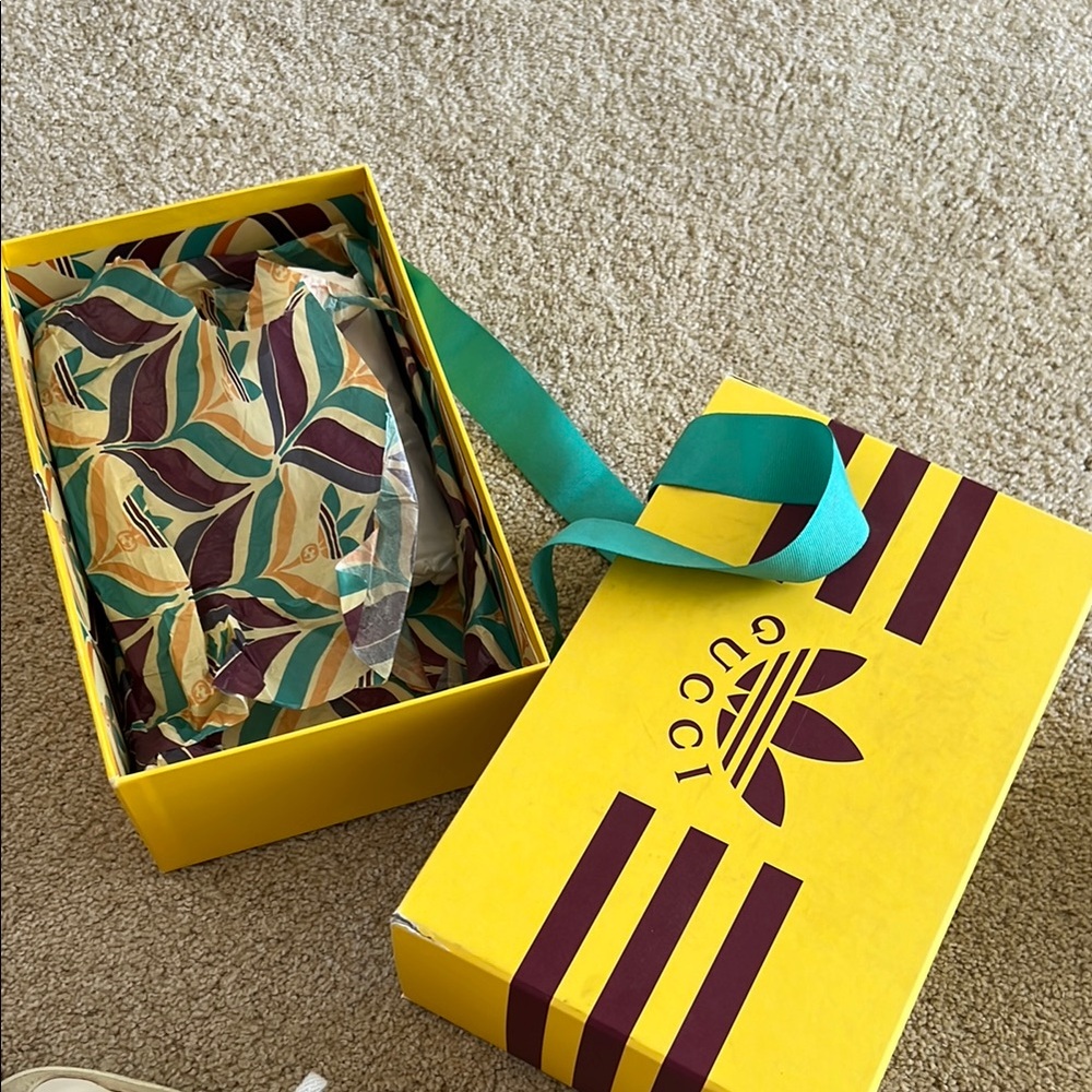 Adidas x Gucci Gazelle - Picture 9 of 13